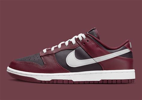 beetroot nike dunk